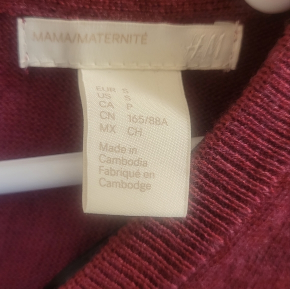 Maternity Sweater - H&M MAMA - Red - Size Small - Picture 3 of 4